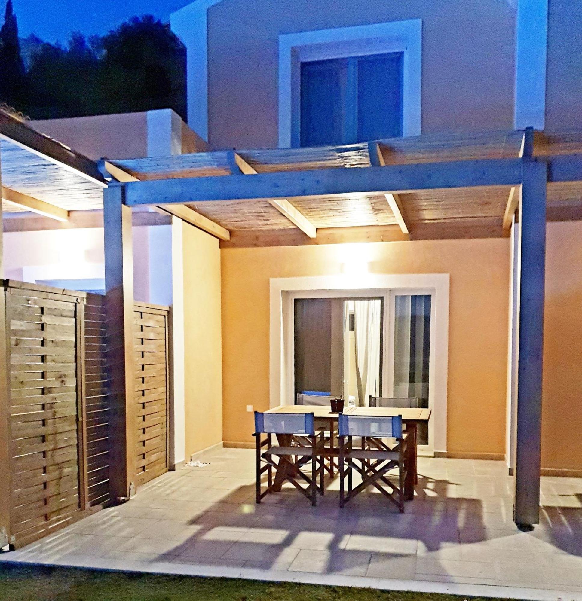 Reiki Apartments Ereikoussa Extérieur photo